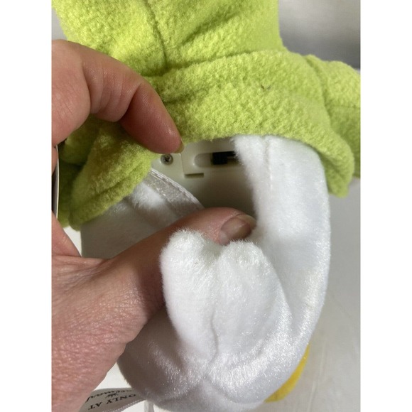 Disney/Hallmark Don't Pull My Ears Donald Duck Plush Sings Dances Green Easter - Picture 7 of 8